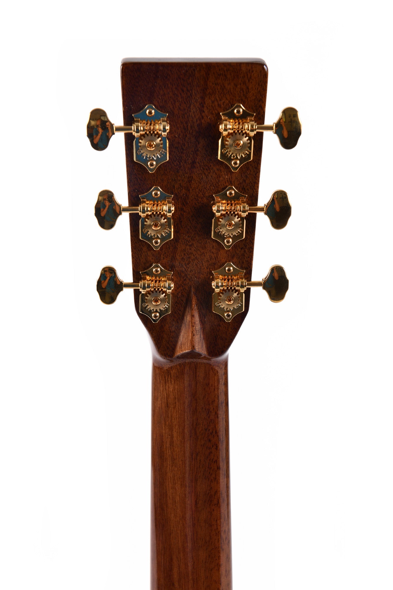 Modèle DT-42, Dreadnought, table épicéa massif, f/e tilia, touche micarta, binding abalone, étui, naturel brillant