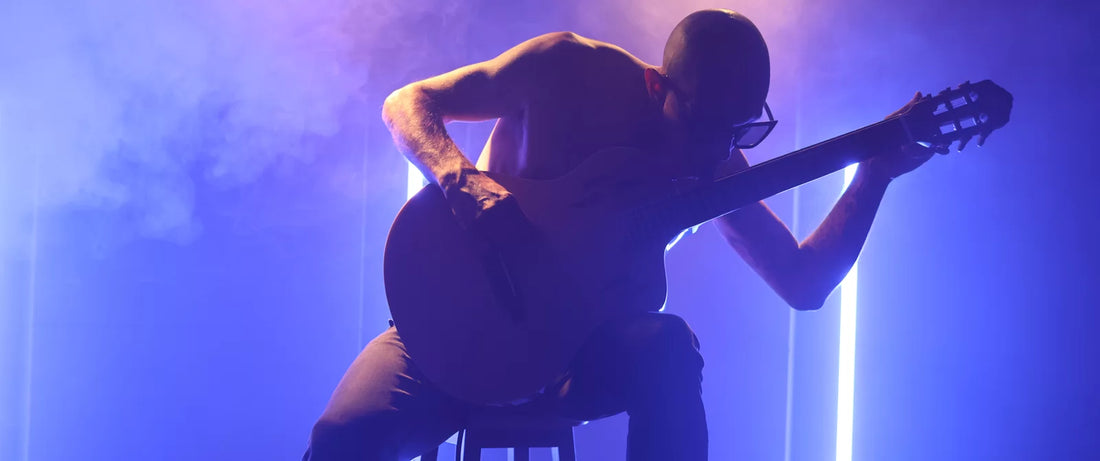 Ortega TourPlayer : la guitare électro-acoustique idéale pour les musiciens nomades