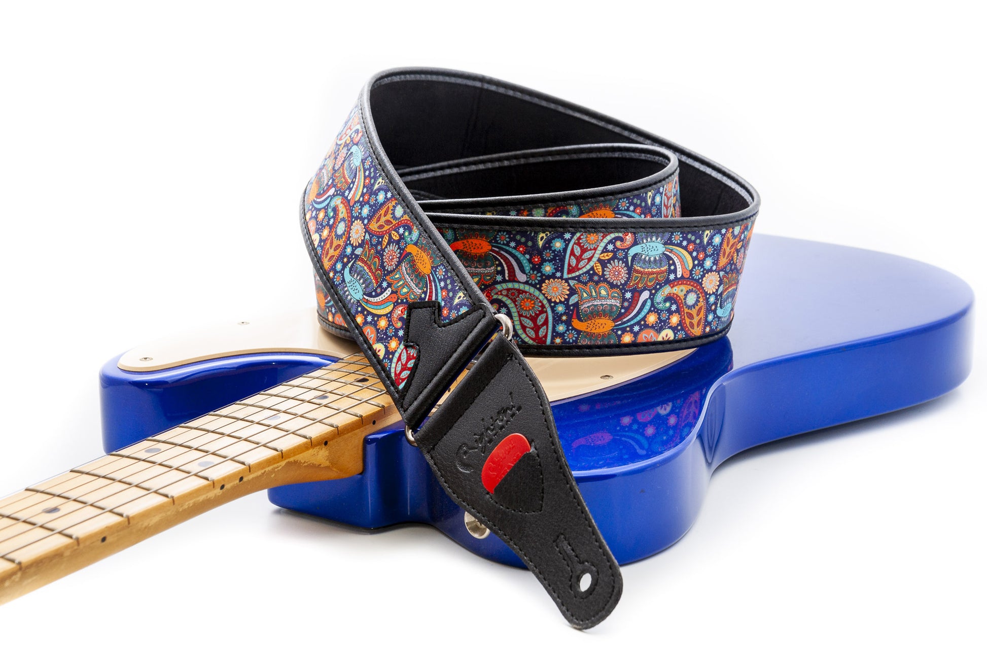 Courroie modèle KASHMIR BLEU, tissu, extrémités synthétique, largeur 6 cm, longueur 90 à 150 cm, porte-médiators intégré, unic