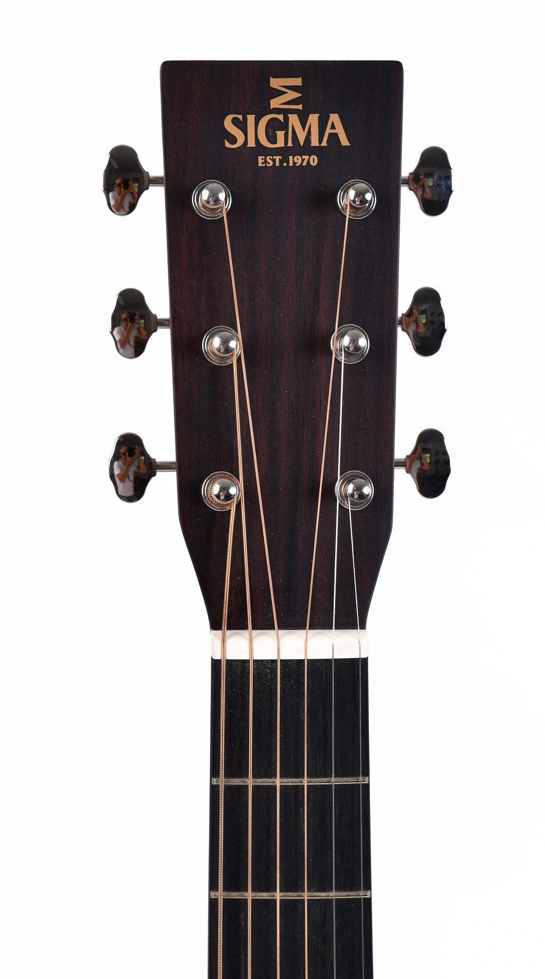 Modèle SOMR-28, Orchestra Model, table épicéa massif, f/e palissandre massif, touche & chevalet ébène, soft case, nat. brillant