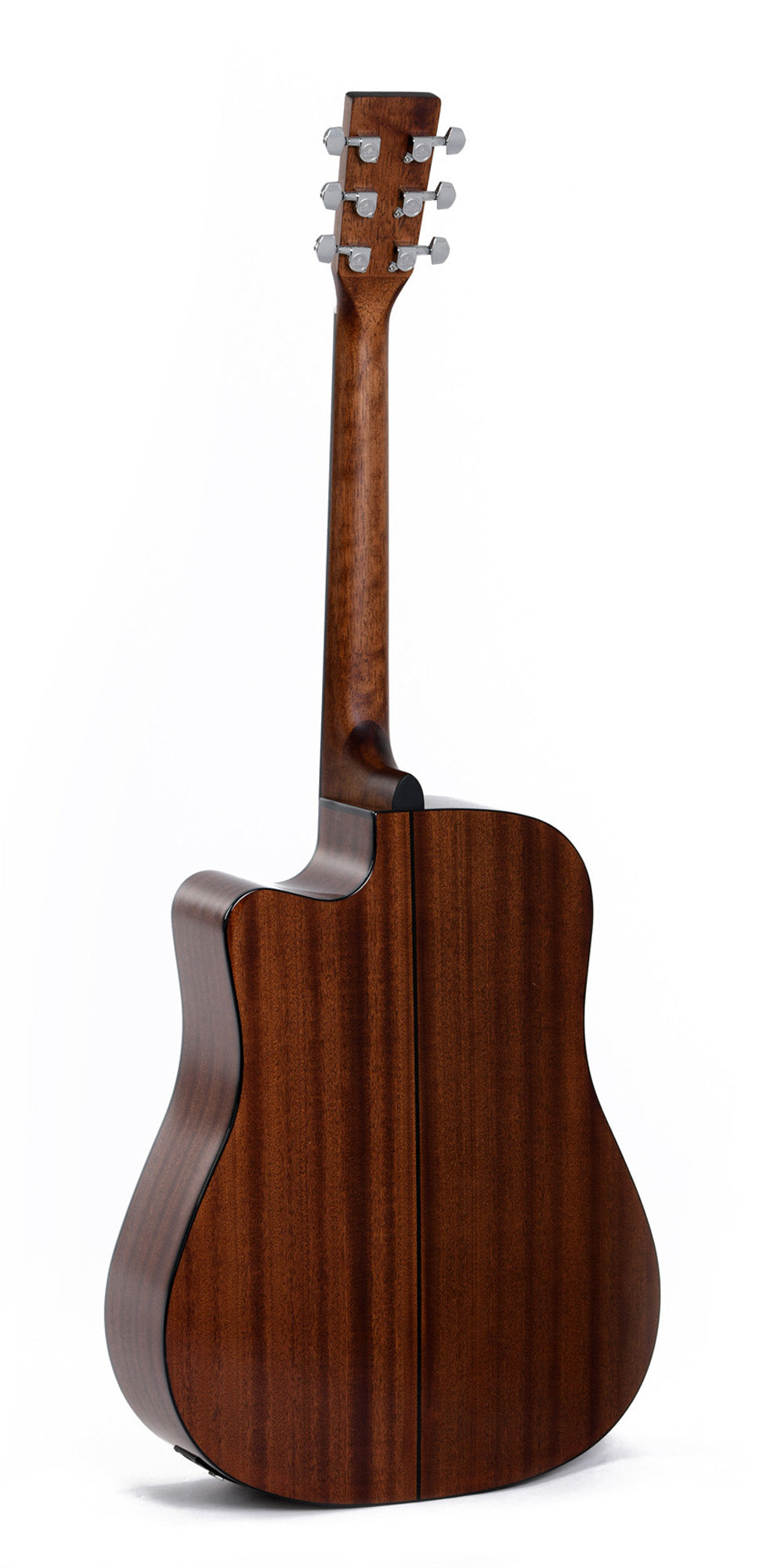 Modèle DMC-1E, Dreadnought pan coupé, table épicéa massif, f/e acajou, touche micarta, EQ Fishman, naturel brillant