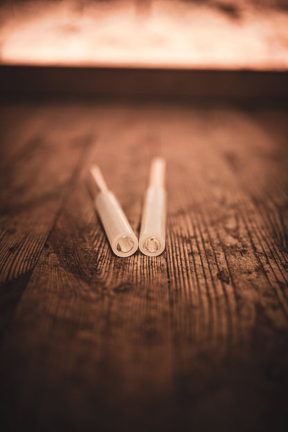 Les mailloches en verre et silicone Crystal semi-enduites.