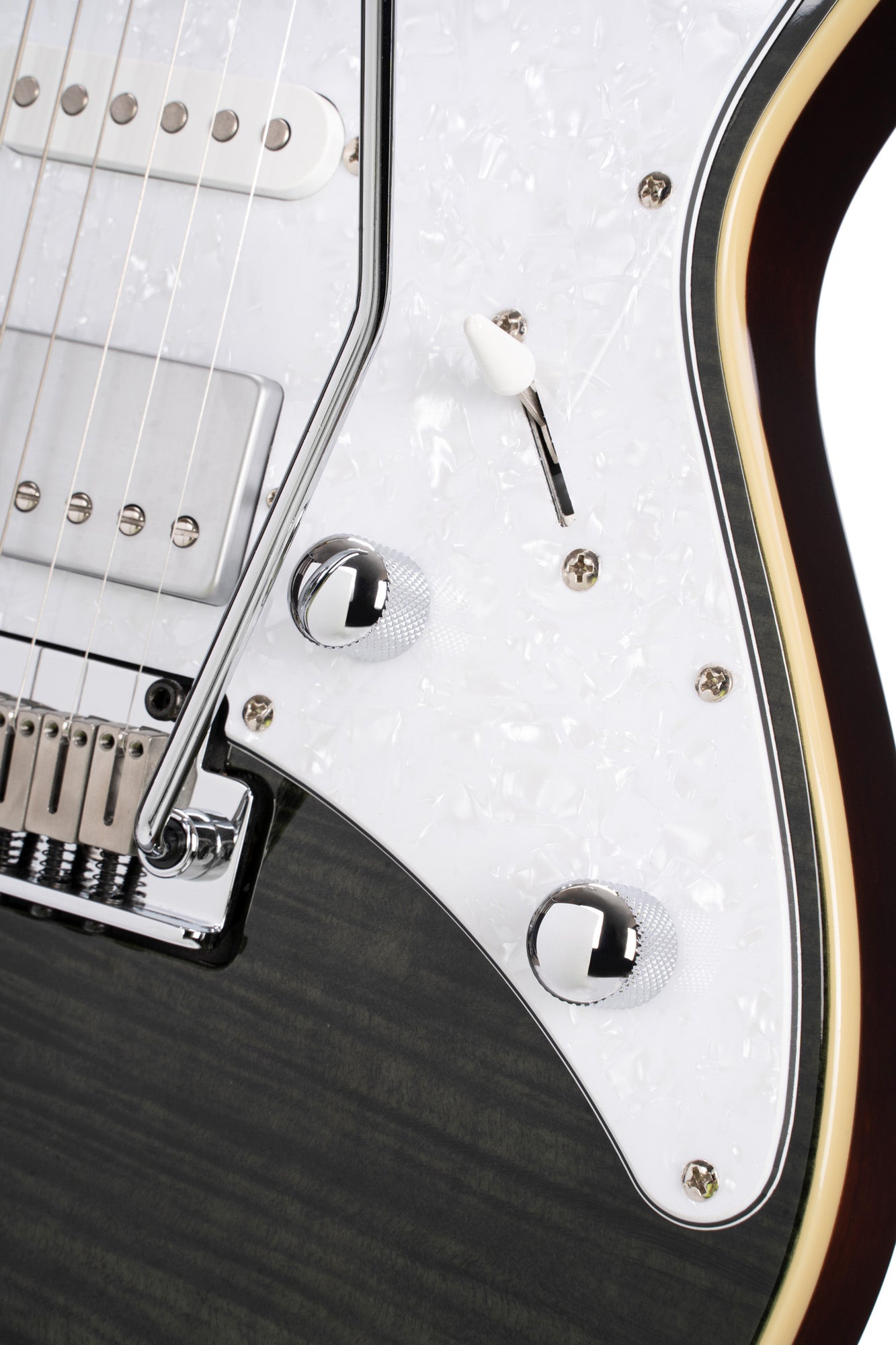 G280 SELECT, corps aulne, table érable flammé, touche palissandre, 2 micros simples et 1 double Voiced Tone, noir translucide