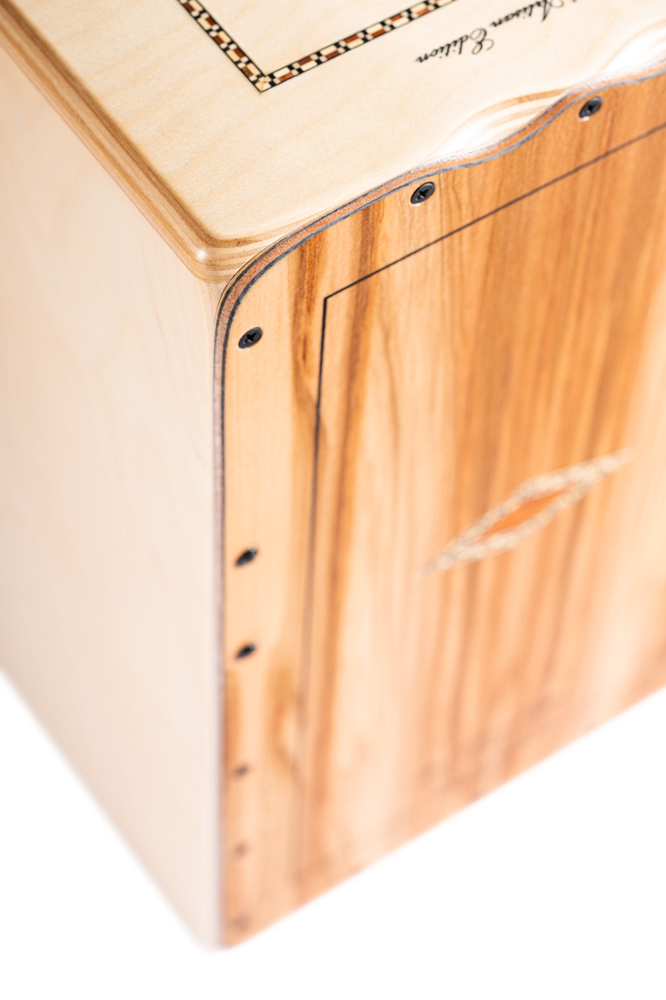 CAJON MEINL ARTISAN SEGUIRIYA FLAMENCO, FAÇADE INDIAN HEARTWOOD, CORPS BOULEAU BALTIQUE 9 PLIS (12MM)