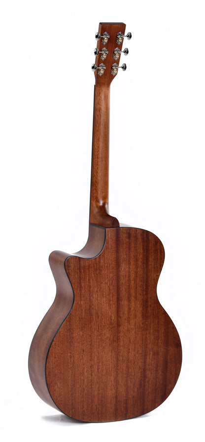 Modèle SGMC-10E, Grand OM pan coupé, table épicéa Sitka massif, f/e acajou massif, touche micarta, EQ LR Baggs, soft case