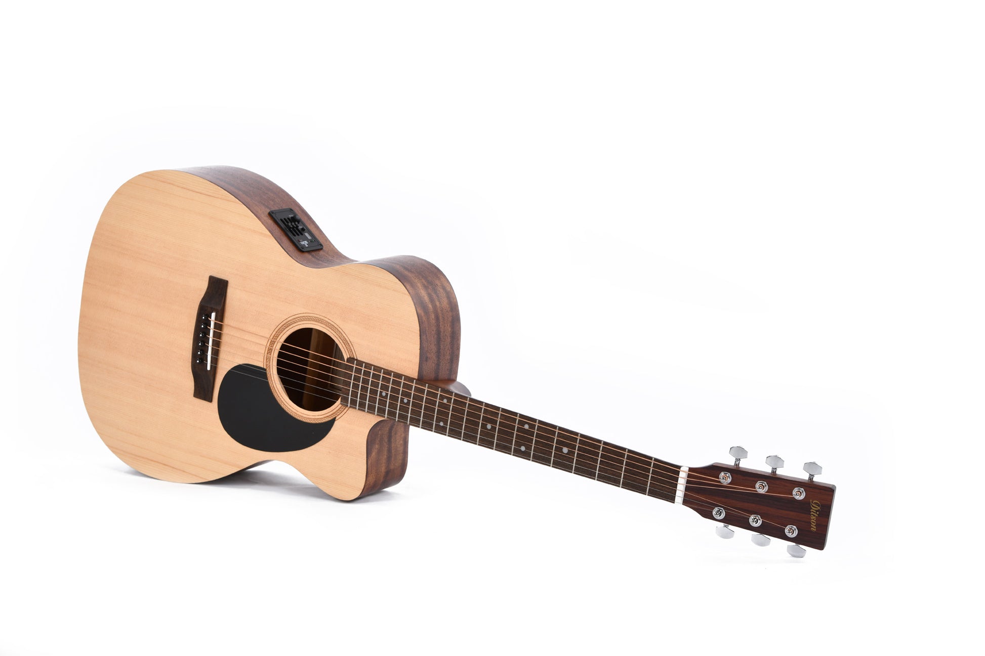 Modèle 000C-10E, Forme 000 pan coupé, table épicéa Sitka, fond & éclisses acajou, manche acajou, EQ Sigma, naturel satiné