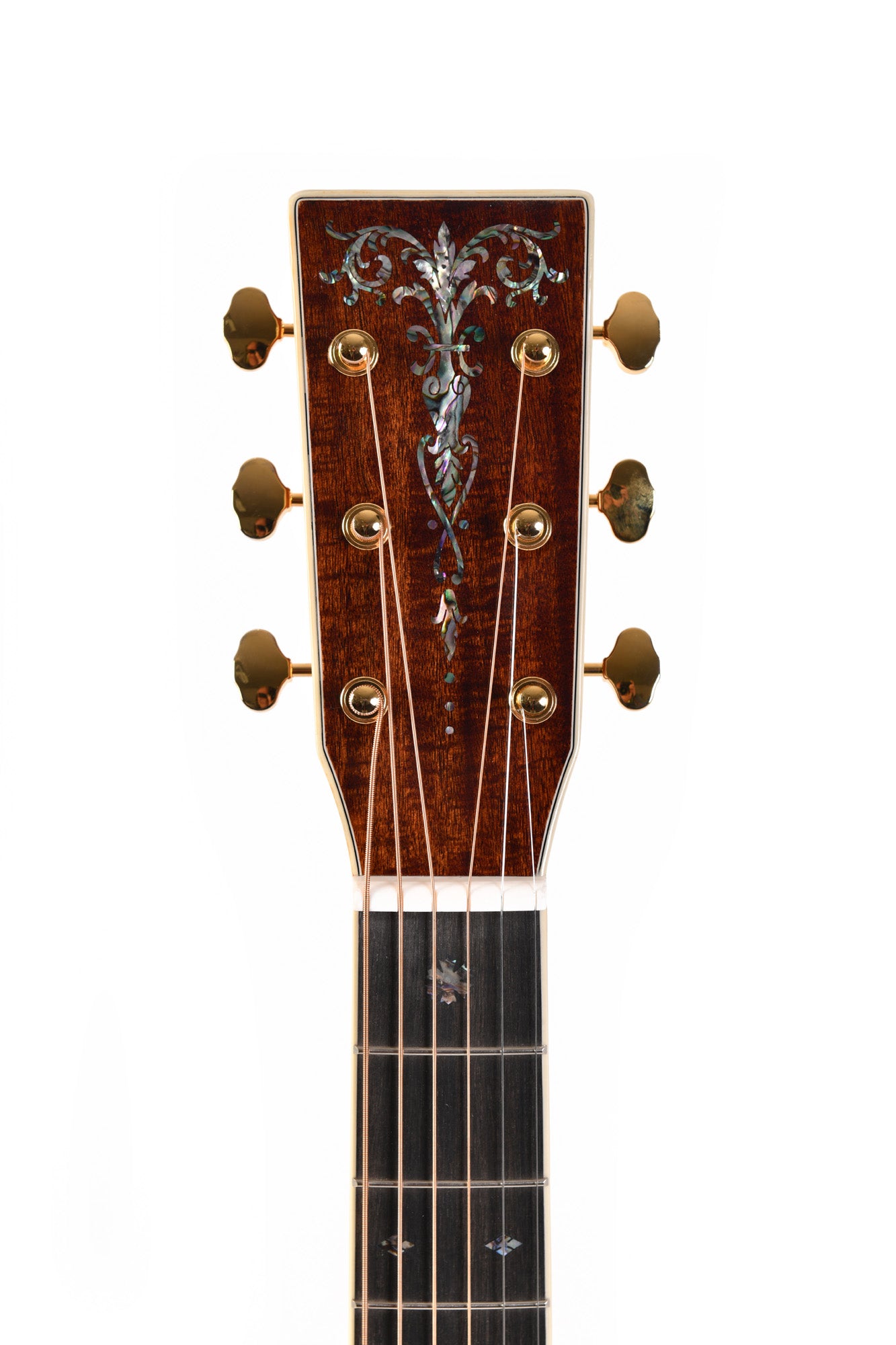 Modèle OMK2-42, édition spéciale, Forme 000, table Koa flammé massif, f/e Koa flammé, soft case, naturel brillant