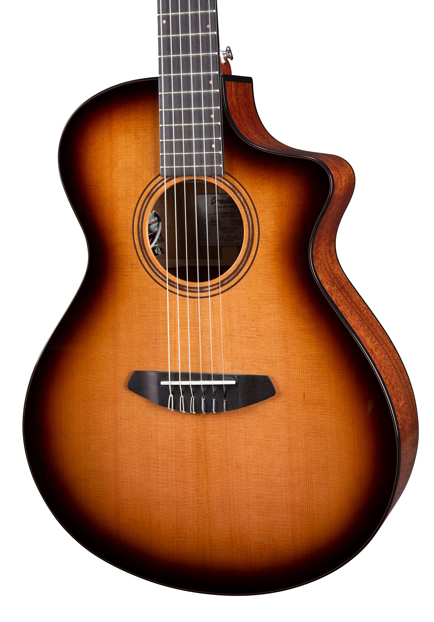 SOLO PRO CONCERT EDGEBURST NYLON CE, pan coupé, table cèdre rouge massif, f/e acajou massif, EQ Fishman Flex Plus-T, étui