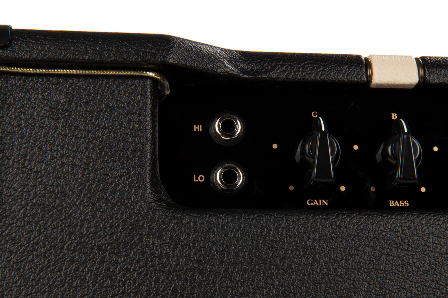 Tête à lampes 15W, préampli 3 x 12AX7, ampli 2 x EL84, égalisation 3 bandes, boucle d'effet, poids: 9.7 kg, noir