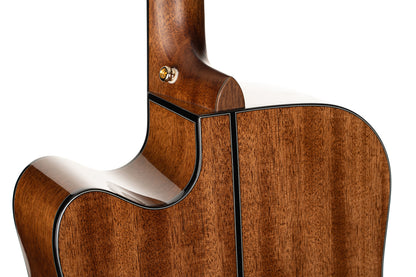 GOLD-DC6, forme Dreadnought pan coupé, table épicéa Sitka massif torréfié, f/e acajou massif, EQ Fishman Flex Blend, naturel