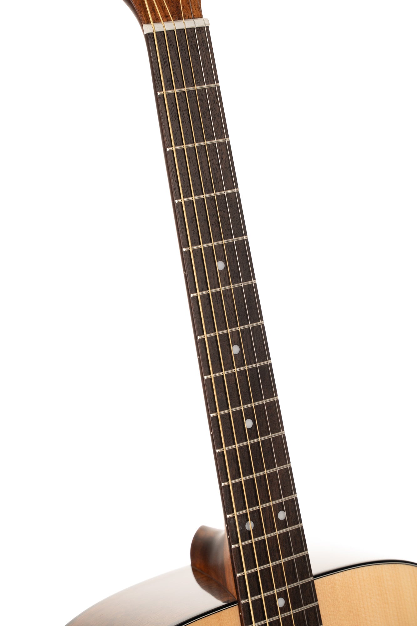 Earth 60, table épicéa massif, fond & éclisses acajou, touche laurier, naturel brillant