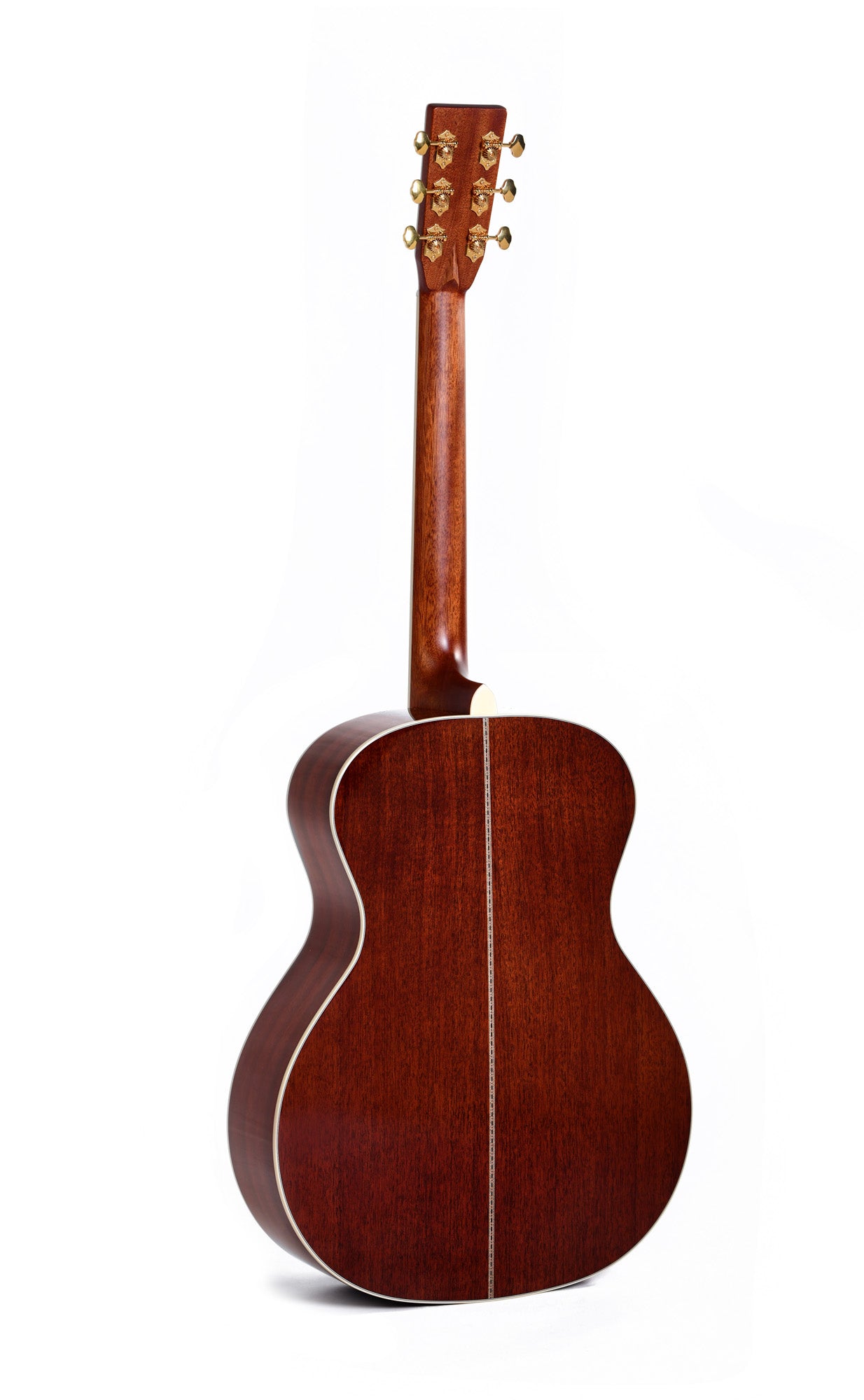 Modèle SGM-41-SB, Grand OM, table épicéa massif, f/e acajou massif, touche ébène, soft case, sunburst brillant