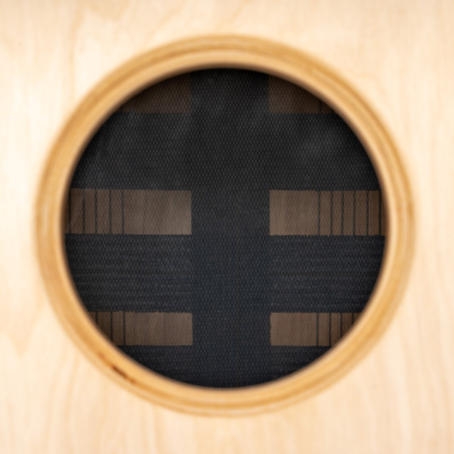 CAJON MEINL ARTISAN CANTINA LINE-WALNUT, FAÇADE AVANT NOYER, CORPS BOULEAU BALTIQUE 9 PLIS