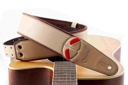 Courroie modèle CHARM, extérieur synthétique, largeur 6 cm, longueur 100 à 145 cm, porte-médiators intégré, beige