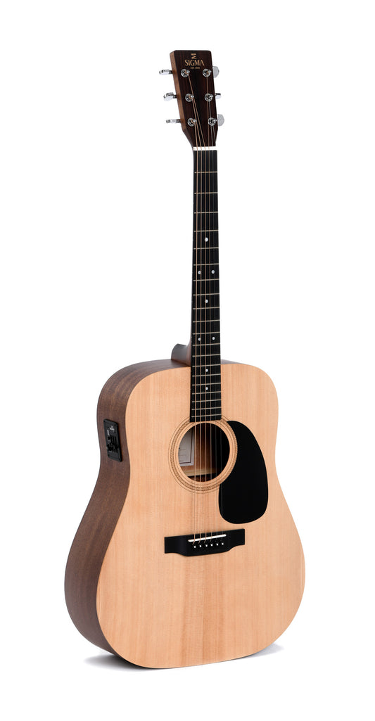 Modèle DME, Dreadnought, table épicéa massif, f/e acajou, touche micarta, EQ Sigma, naturel satiné