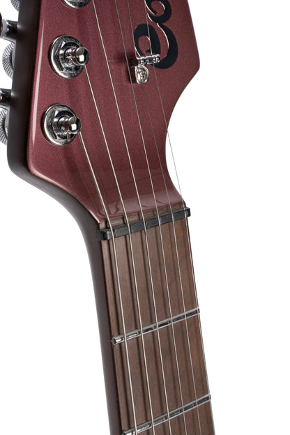 G300 PRO, corps tilleul, table érable massif, manche et touche érable torréfié, 2 micros Seymour Duncan, bourgogne vif