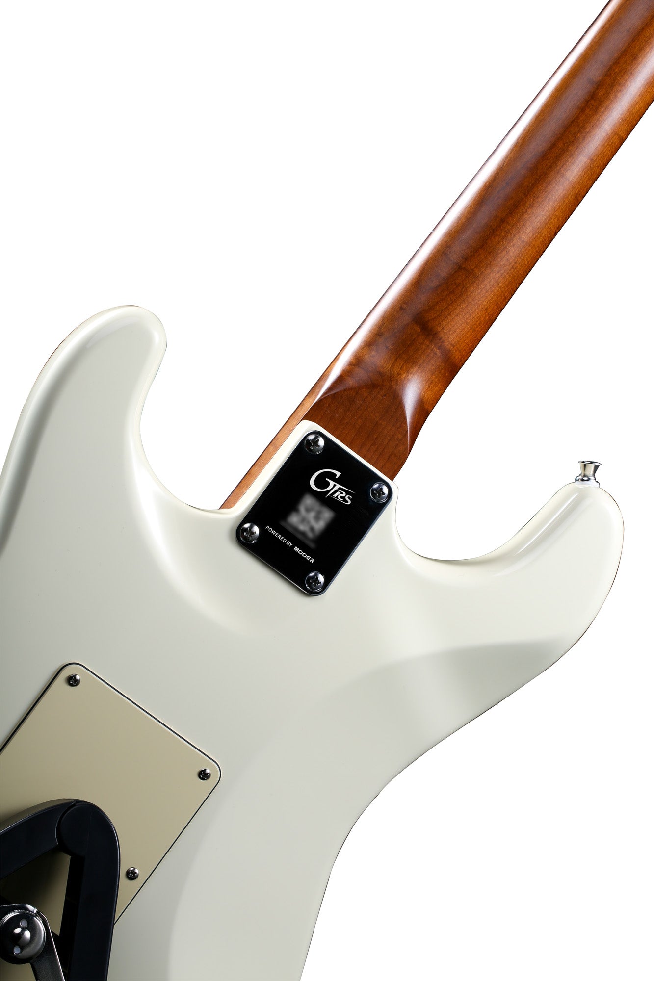 GTRS S801, corps tilleul, manche érable torréfié, touche érable, micros et processeur GTRS, vintage white
