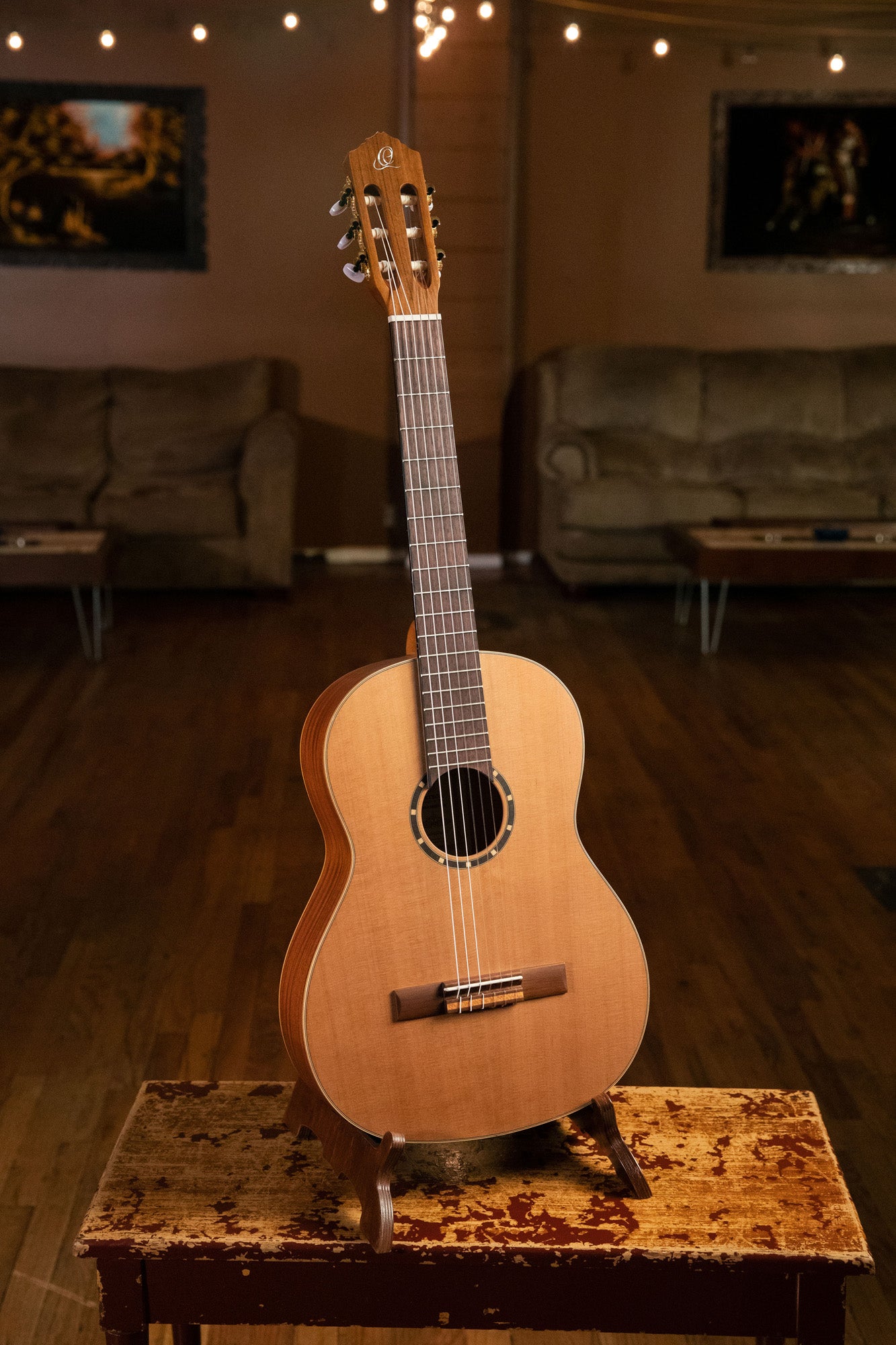 R131, table cèdre rouge massif, fond & éclisses acajou, manche acajou (sillet 52 mm), housse, naturel satiné