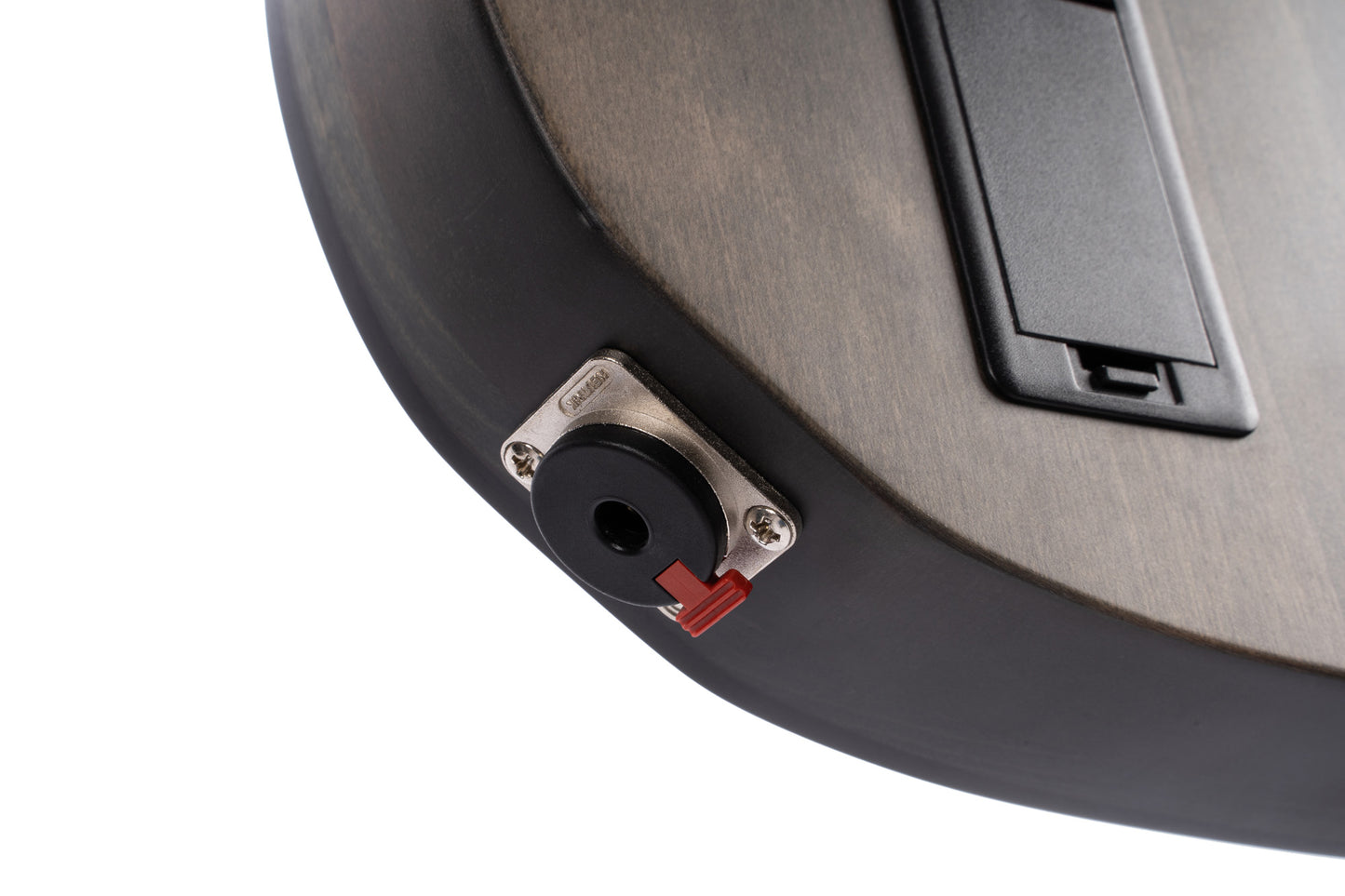 X700 Mutility, corps acajou, table frêne/érable, manche et touche érable torréfié, micros Fishman Fluence, housse, noir satiné