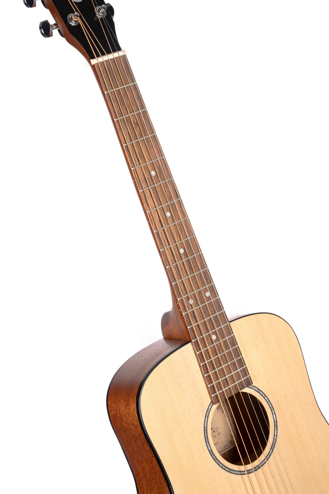 AD mini, dreadnought 3/4 (diapason 579 mm), table épicéa, fond & éclisses acajou, naturel pores ouverts, avec housse