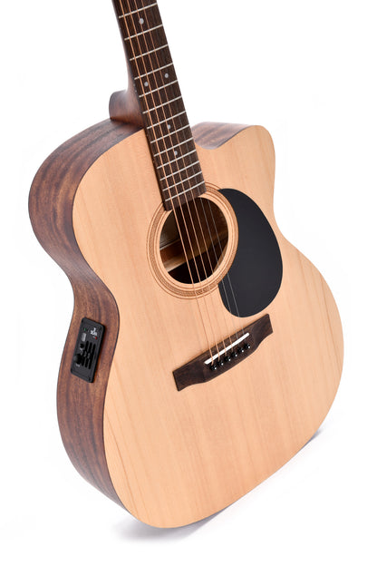 Modèle 000C-10E, Forme 000 pan coupé, table épicéa Sitka, fond & éclisses acajou, manche acajou, EQ Sigma, naturel satiné