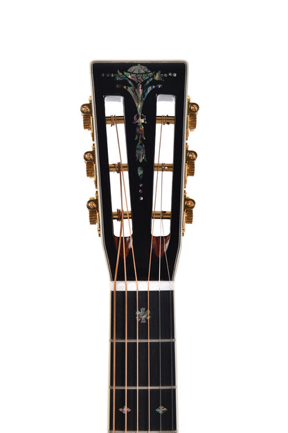 Modèle SDR-45VS, série Custom, Dreadnought, table épicéa massif, f/e palissandre massif, touche ébène, soft case, naturel