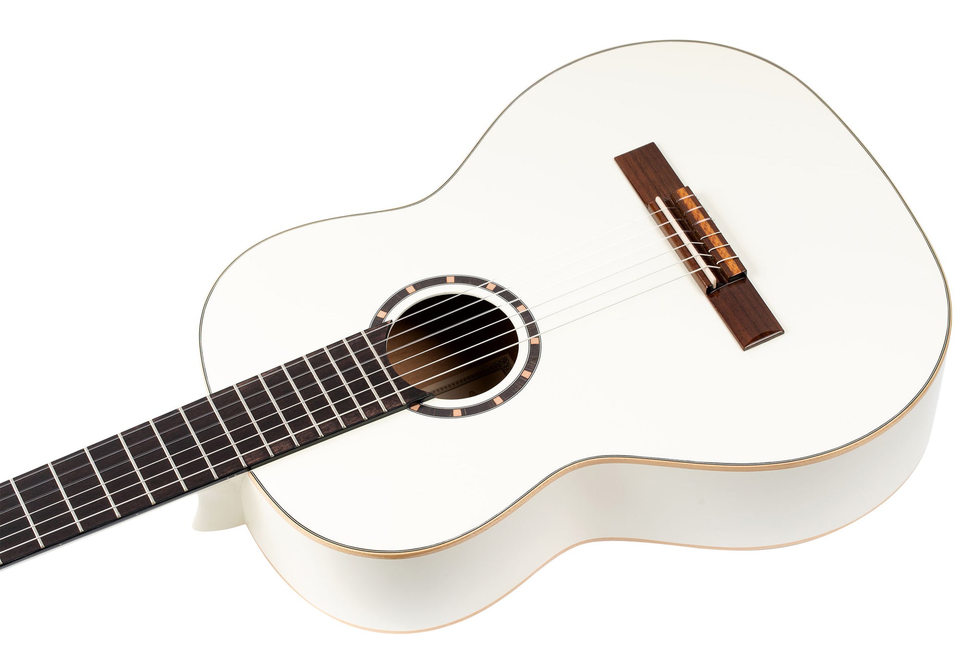 R121, table épicéa, fond & éclisses acajou, manche acajou (sillet 52 mm), housse, blanc brillant