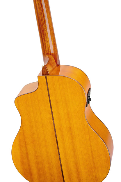 RCE170F, modèle Flamenco, pan coupé, EQ MagusPro, table épicéa massif, fond & éclisses cyprès, housse, naturel brillant