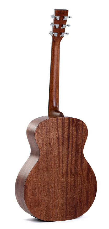 Modèle GME, Grand OM, table épicéa massif, f/e acajou, touche micarta, EQ Sigma, naturel satiné