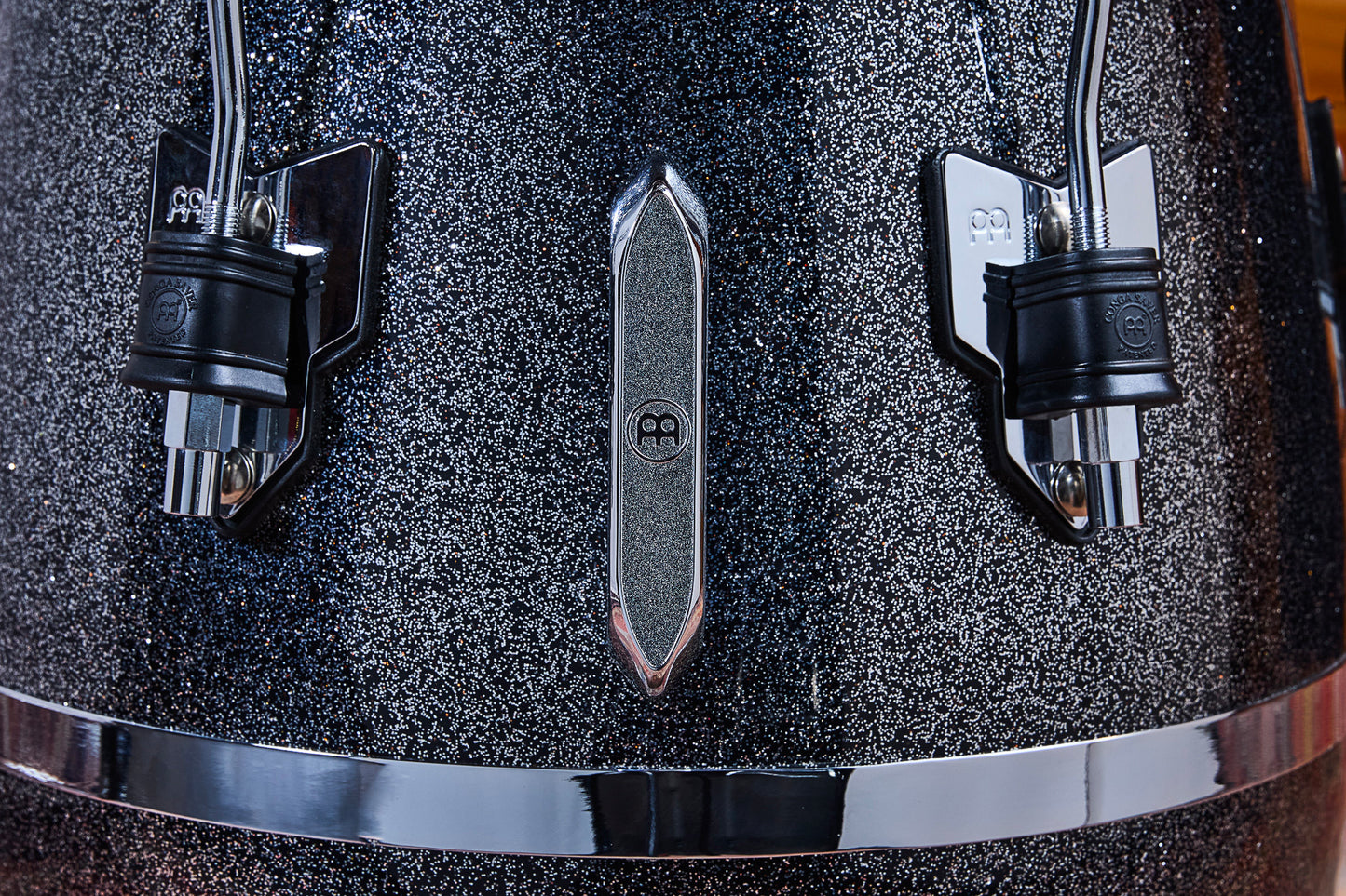 Tumba Diego Galé 12"1/2, fût fibre de verre 'premium', hauteur 71.12cm, peau cuir de veau noir, cercles SSR 4mm