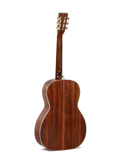 Modèle 000K2-42S, édition spéciale, Forme 000, table Koa flammé massif, f/e Koa flammé, tête ajourée, soft case, nat. brillant