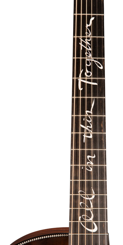 OREGON CONCERTO BOURBON CE JEFF BRIDGES, table myrtlewood massif, f/e myrtlewood massif, EQ LR Baggs EAS VTC, étui, bourbon