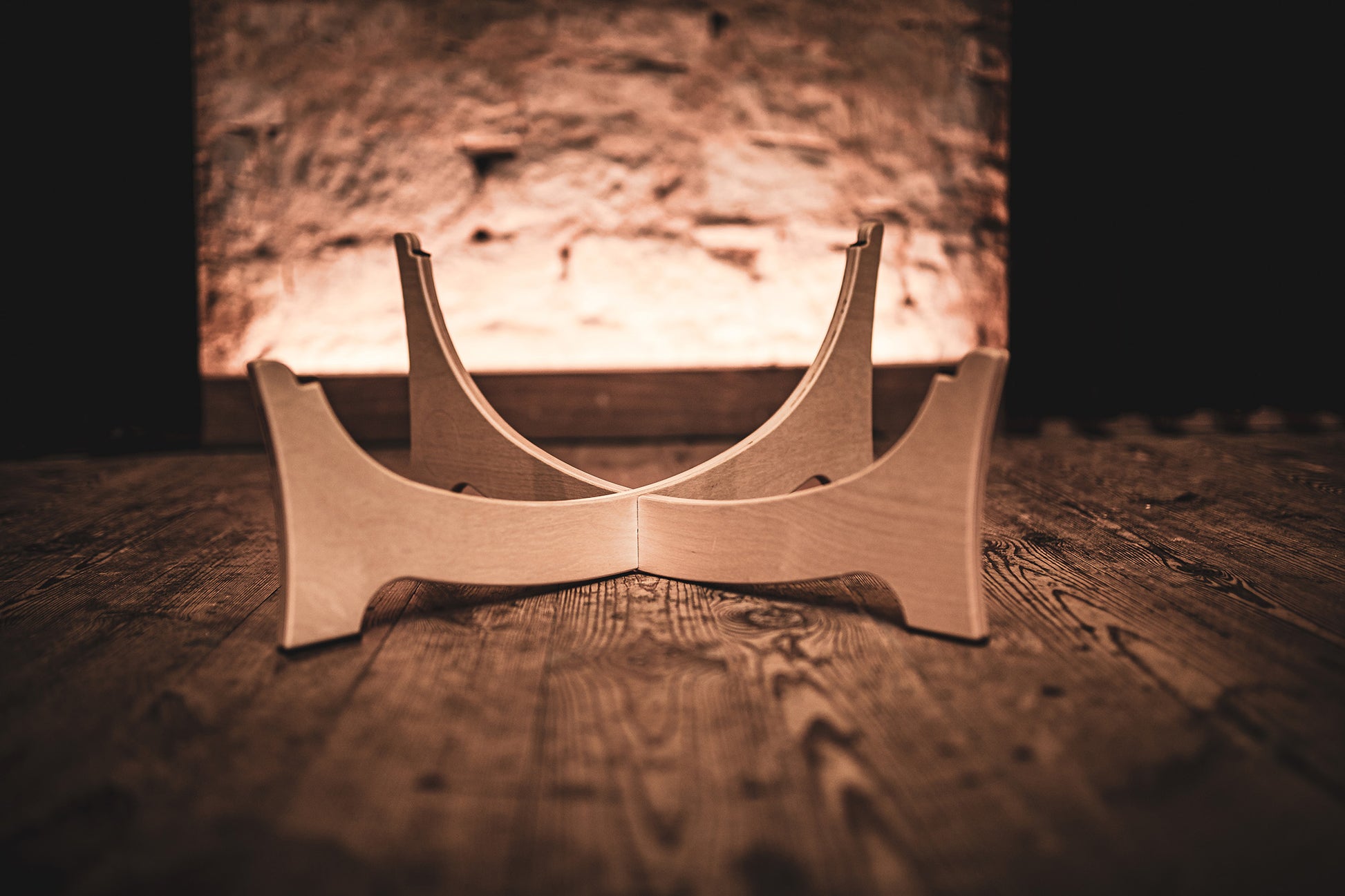 Support pour handpan incliné Meinl Sonic Energy. Convient aux handpans de 22' / 56 cm.