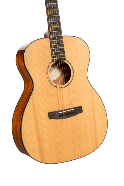 L60, forme Orchestra Model, table épicéa massif, fond & éclisses acajou, touche laurier, naturel brillant