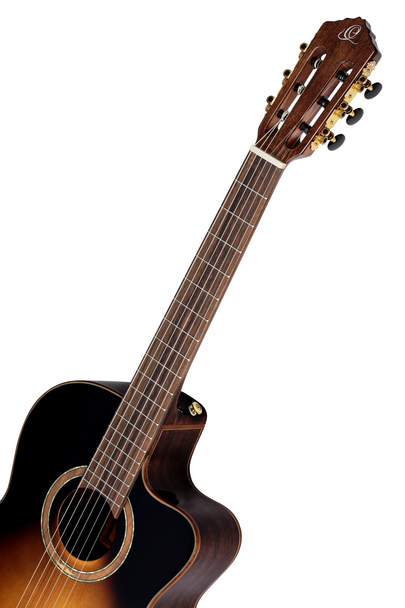 RCE158SN, modèle Slim Neck, pan coupé, EQ MagusPro, table épicéa massif, manche acajou, sillet 48 mm, housse, sunburst