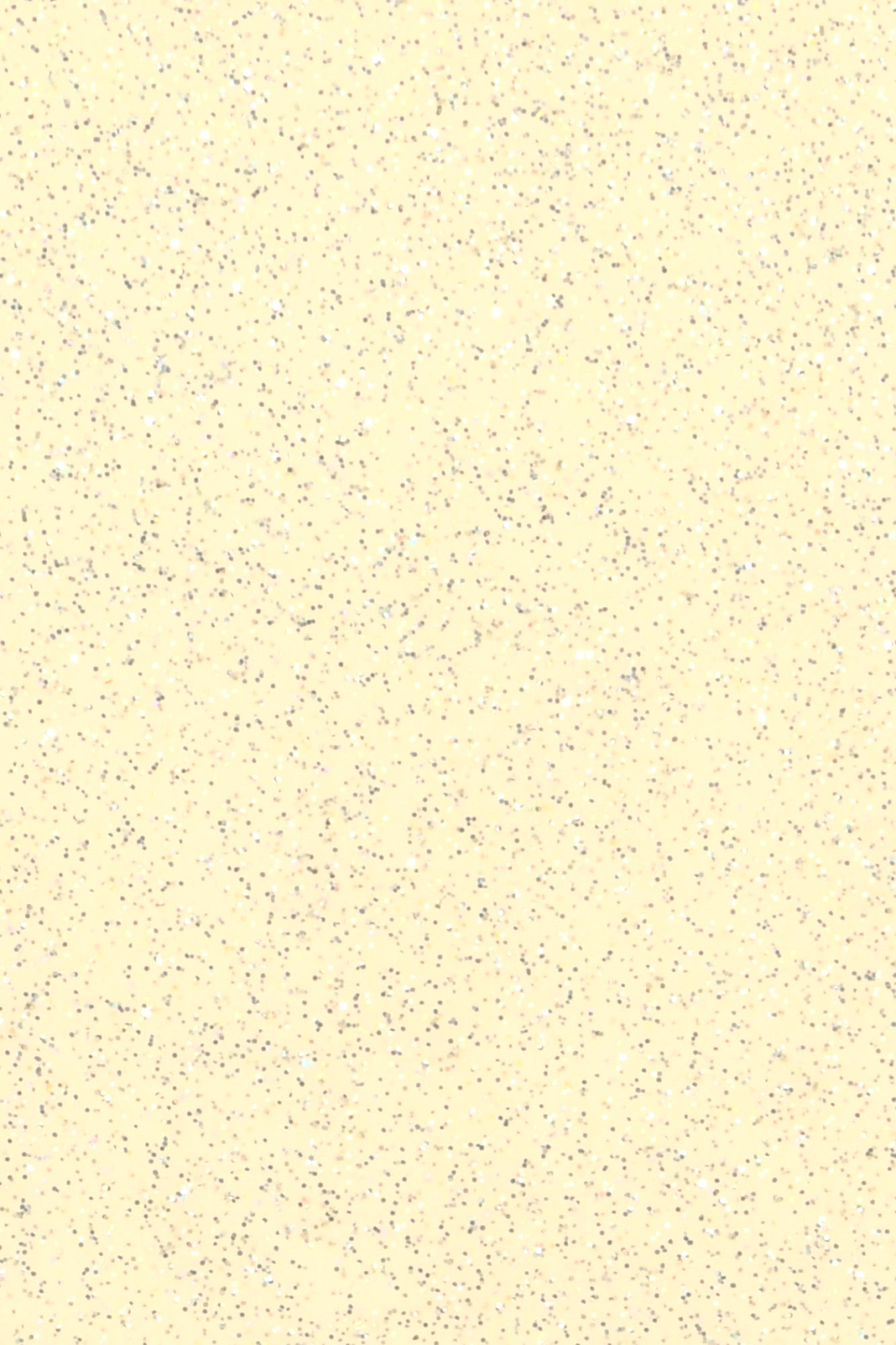 Modèle GM-1E, Grand OM, table épicéa massif, f/e acajou, touche micarta, EQ Fishman, blanc pailleté