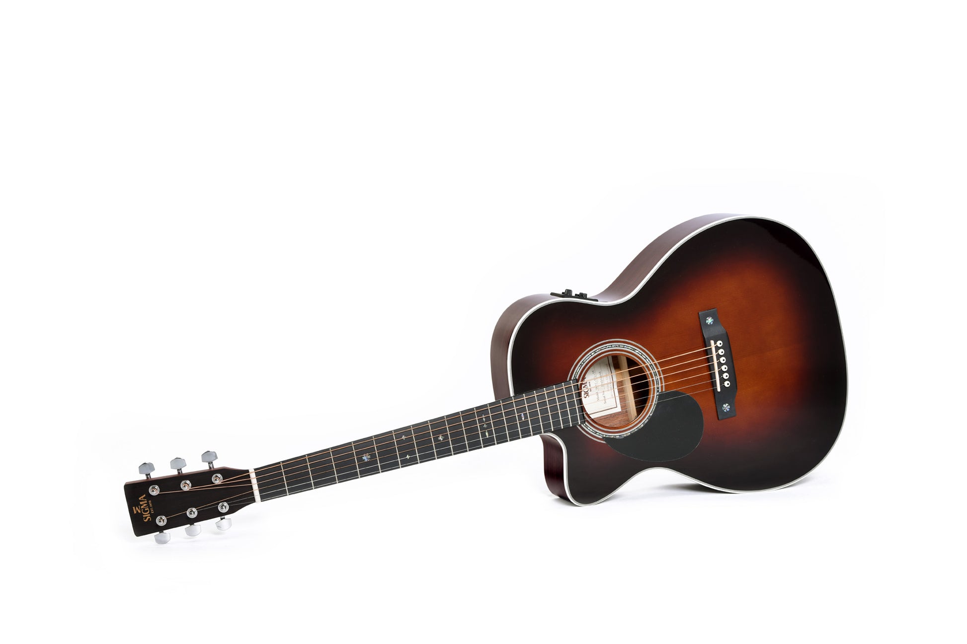 Modèle OMTC-1EL-SB, Orchestra Model pan coupé, table épicéa massif, f/e tilia, EQ Fishman, sunburst brillant, gaucher