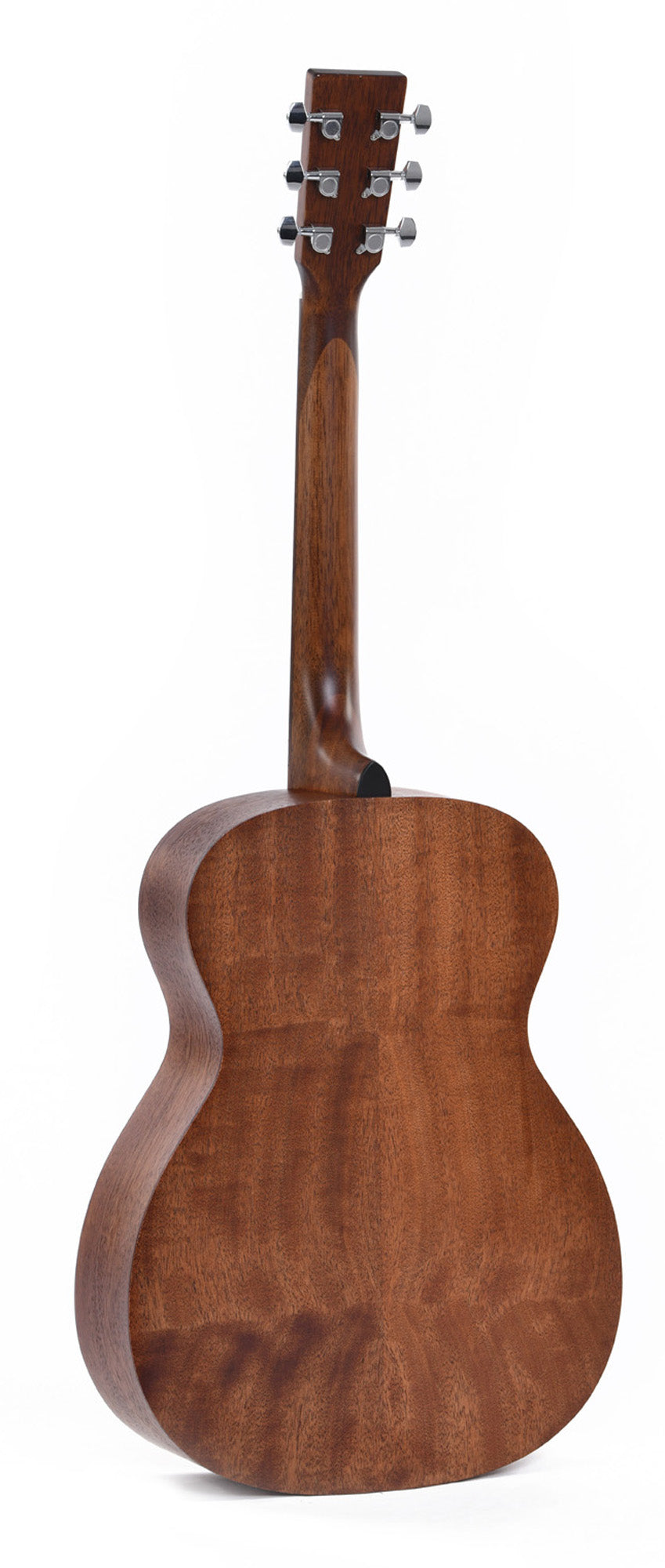 Modèle 000-10, Forme 000, table épicéa Sitka, fond & éclisses acajou, sillet & chevalet en os, naturel satiné