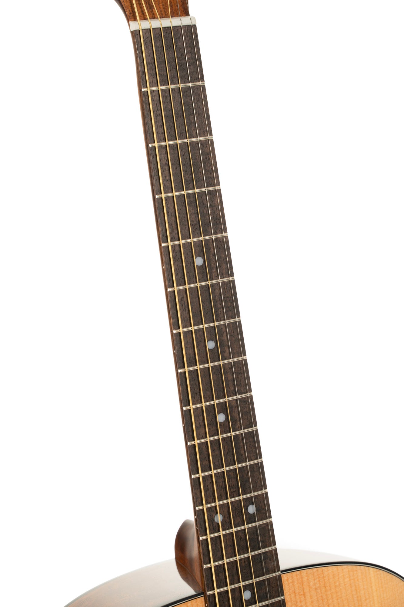 L60, forme Orchestra Model, table épicéa massif, fond & éclisses acajou, touche laurier, naturel brillant