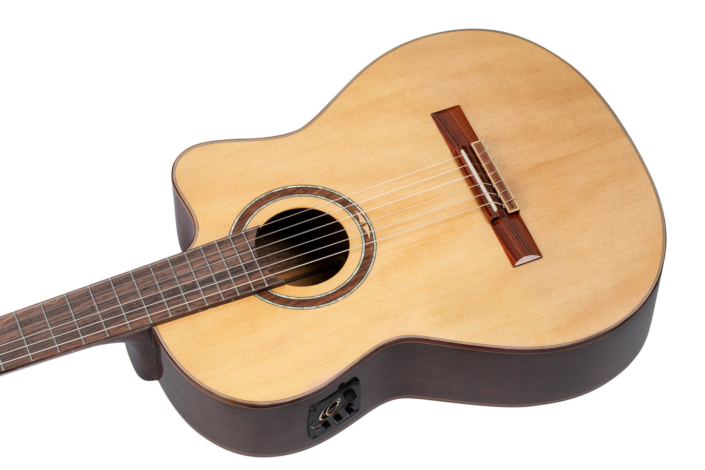 RCE158SN, modèle Slim Neck, pan coupé, EQ MagusPro, table épicéa massif, manche acajou, sillet 48 mm, housse, naturel brillant