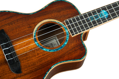 RUHZ30T-JF, modèle Ténor pan coupé, EQ Ortega MagusX/U (rechargeable), table, fond & eclisse acacia massif, housse, naturel