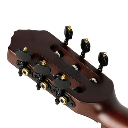 RTPSTD-NAT, modèle TourPlayer, EQ Magus X, corps okoumé, table épicéa, sillet 48 mm, housse, naturel brillant