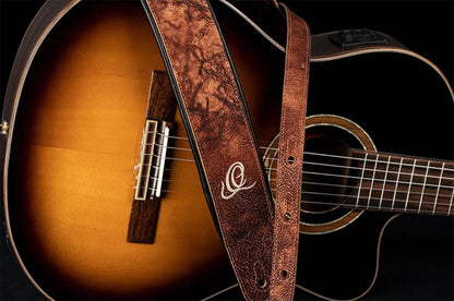 OSCL-2, courroie guitare, série Classic, face cuir, dos PVC (vegan), largeur 7 cm, longueur 145 cm, chestnut tree