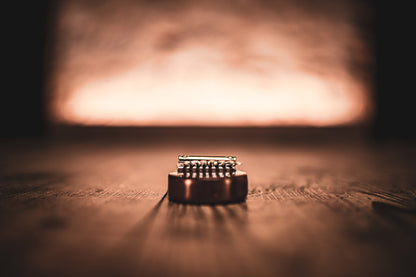 Mini kalimba Meinl Sonic Energy 8 notes. Sapele.