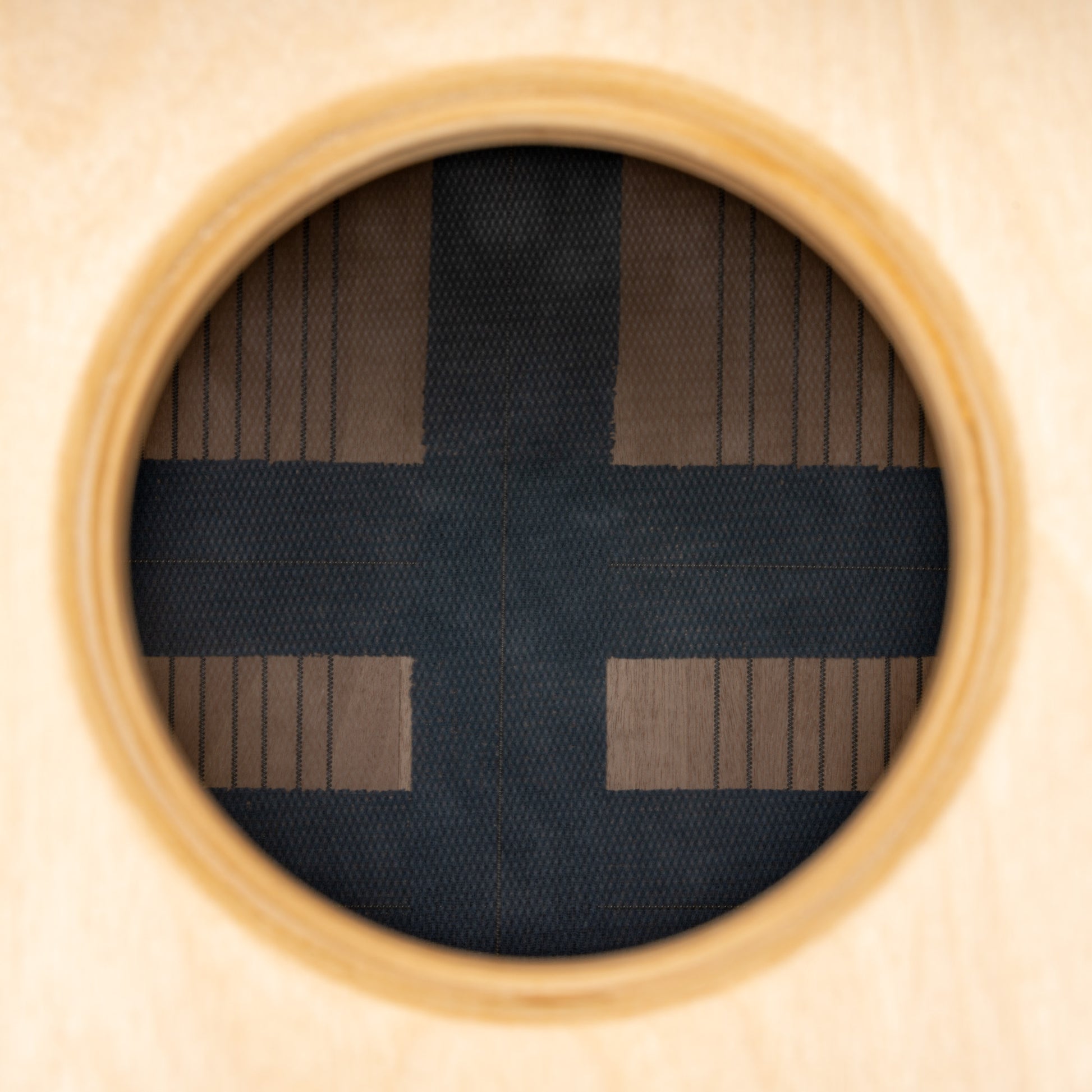 CAJON MEINL ARTISAN SEGUIRIYA FLAMENCO, FAÇADE INDIAN HEARTWOOD, CORPS BOULEAU BALTIQUE 9 PLIS (12MM)