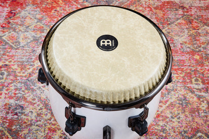 Conga Roberto Serrano 11" 3/4, fût Chêne Siam 3 plis, hauteur 76.2cm, peau Fiberskyn, cercles SSR 4mm.