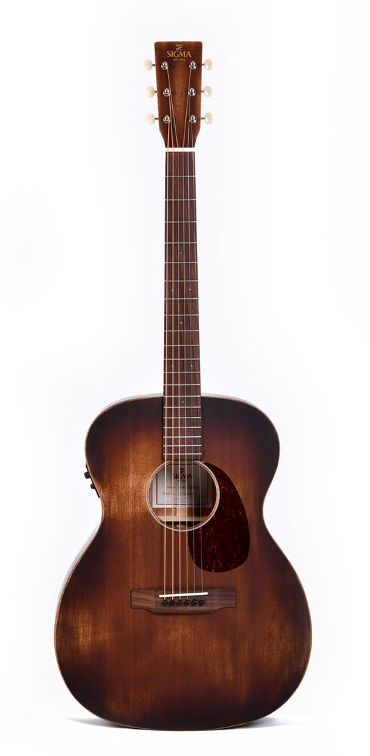 Modèle 000M-15E-AGED, Forme 000, table acajou massif, f/e acajou, touche & chevalet pau ferro, EQ Fishman, naturel"vieilli"