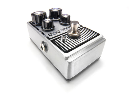 Pédale GUNSLINGER, distorsion Mosfet, fonctionnement sous 9 ou 18V, True Bypass, métal brossé