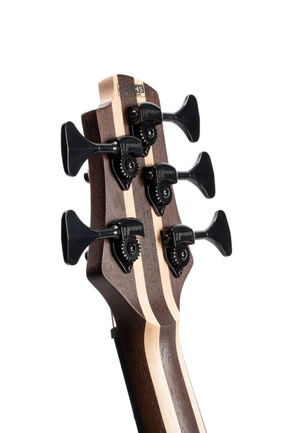 A5 ULTRA, corps acajou, table frêne sablée, manche traversant 5 pièces érable/panga panga, micros Fishman Fluence, naturel, étui