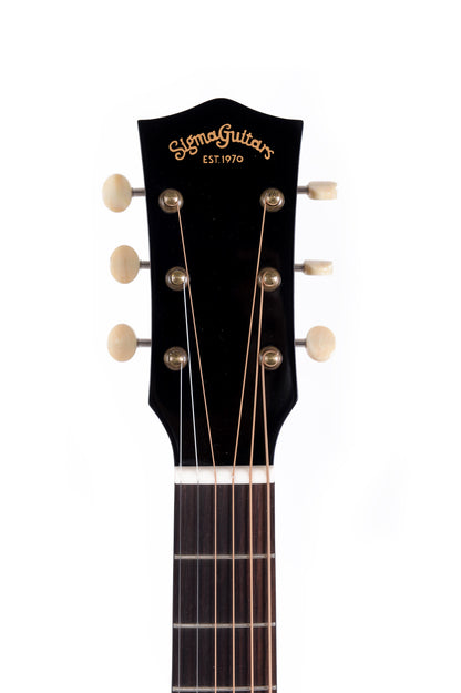 Modèle JM-SG45L, Dreadnought Slope Shoulder, table épicéa massif, f/e acajou, EQ Fishman, soft case, sunburst brillant, gaucher